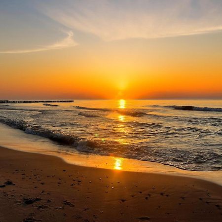 Deluxe Suite, 150 Meters To Beach, Baltic Best Дзивновек Экстерьер фото