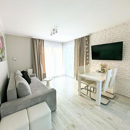 Deluxe Suite, 150 Meters To Beach, Baltic Best Дзивновек Экстерьер фото