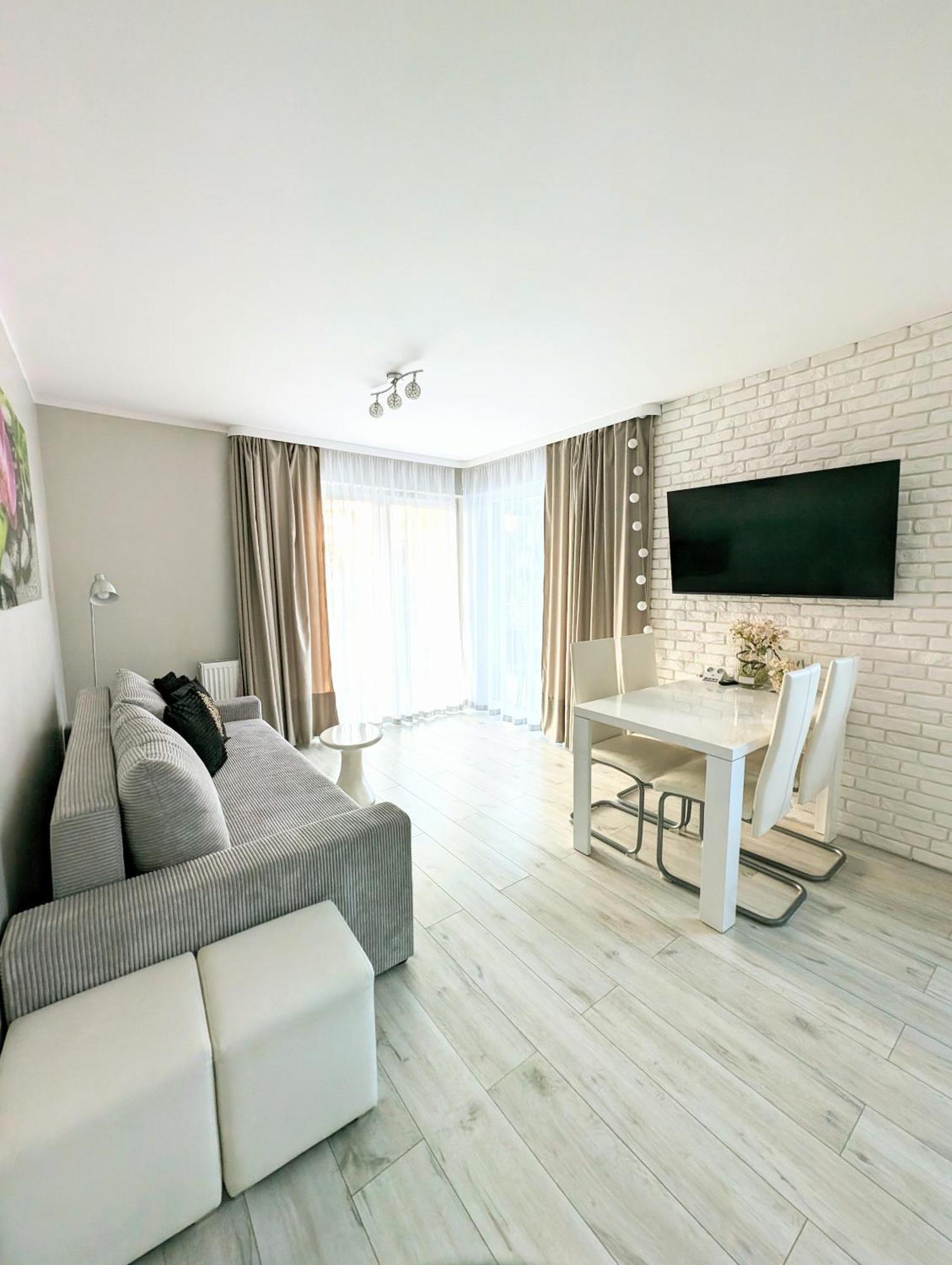 Deluxe Suite, 150 Meters To Beach, Baltic Best Дзивновек Экстерьер фото